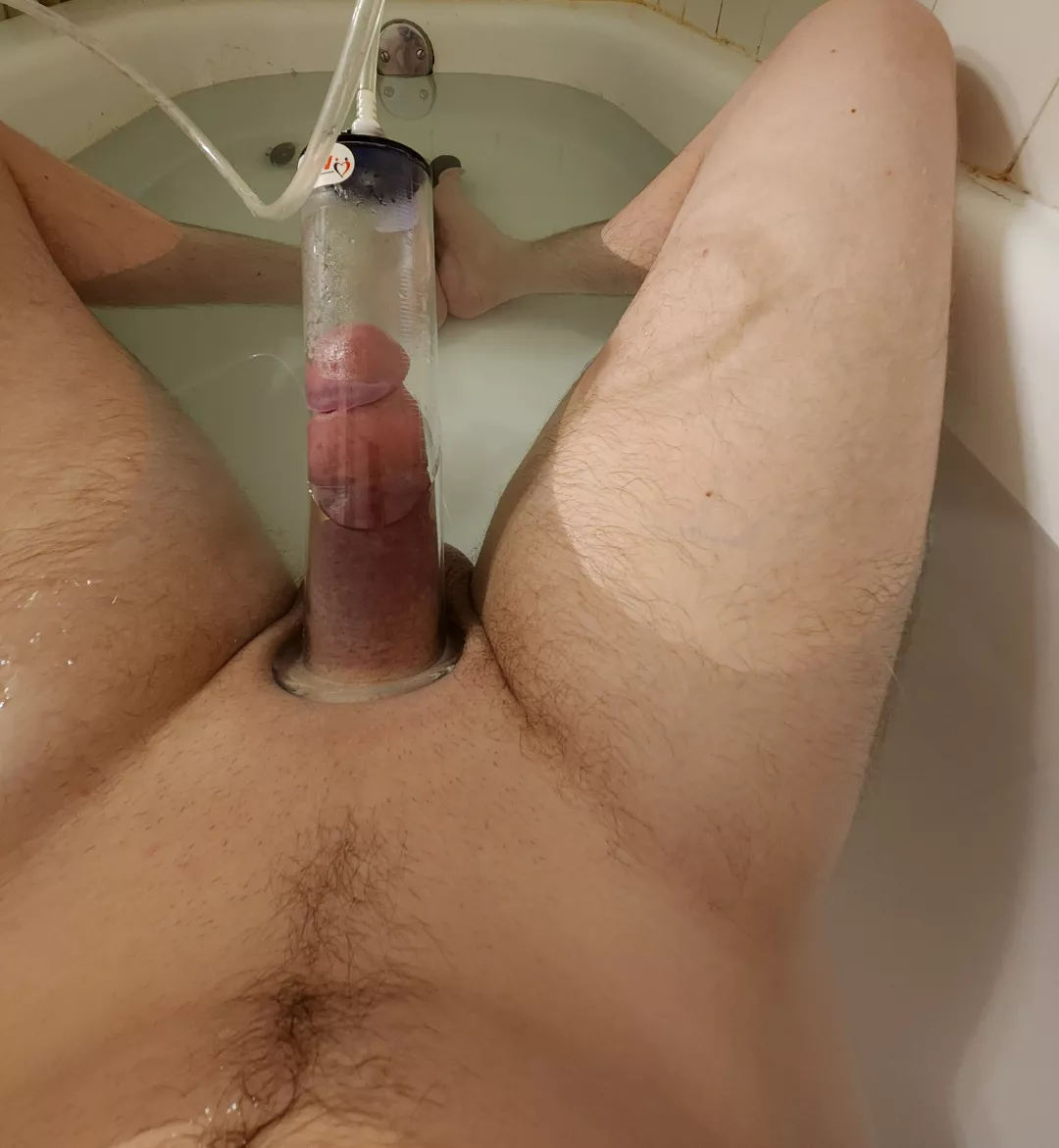 Trying to grow a third leg 🙏