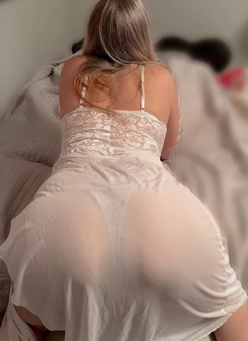We are both married ... I ask you over and you walk in to this. Its your ONLY chance... you doing it or no....[F33]