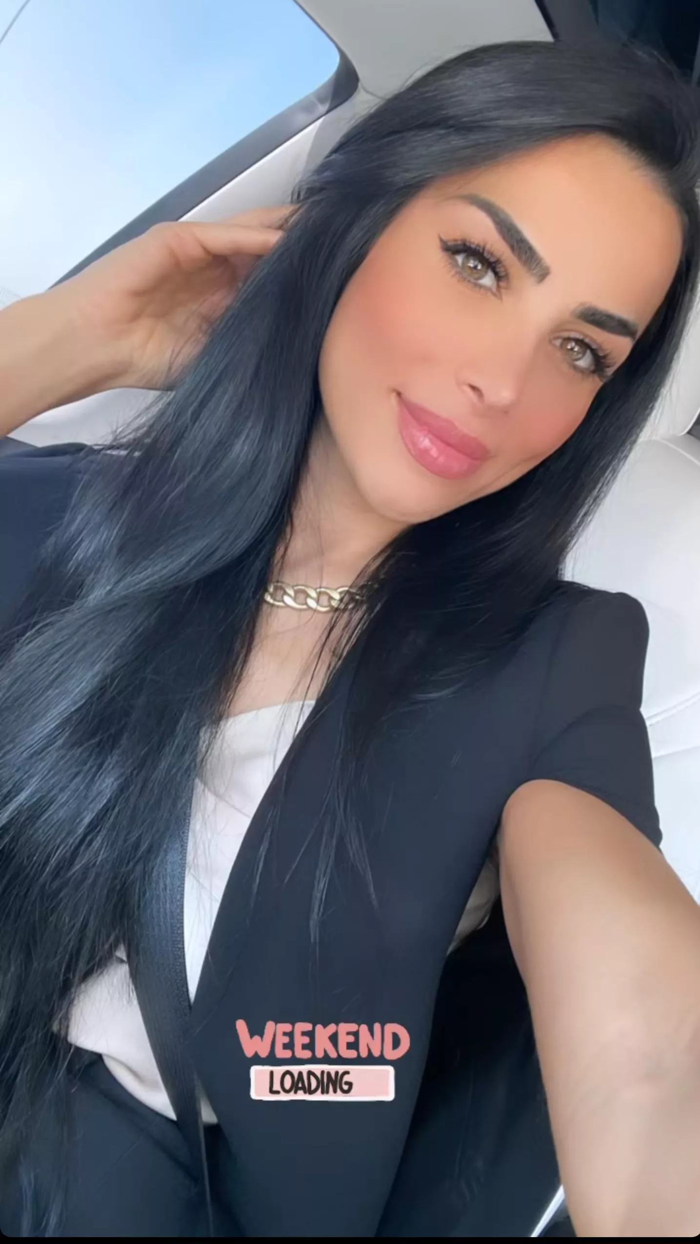 Weekend Loading by Lina H