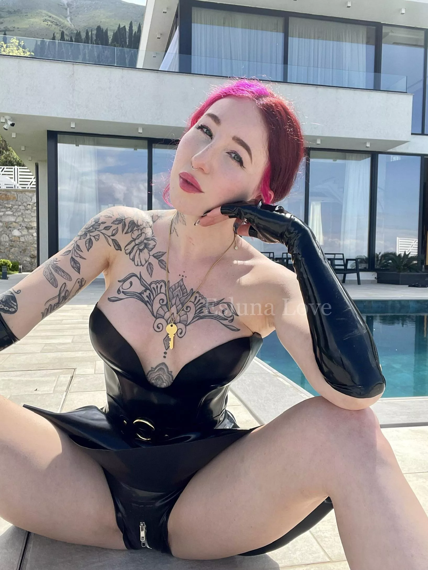 What is your favo latex item? 