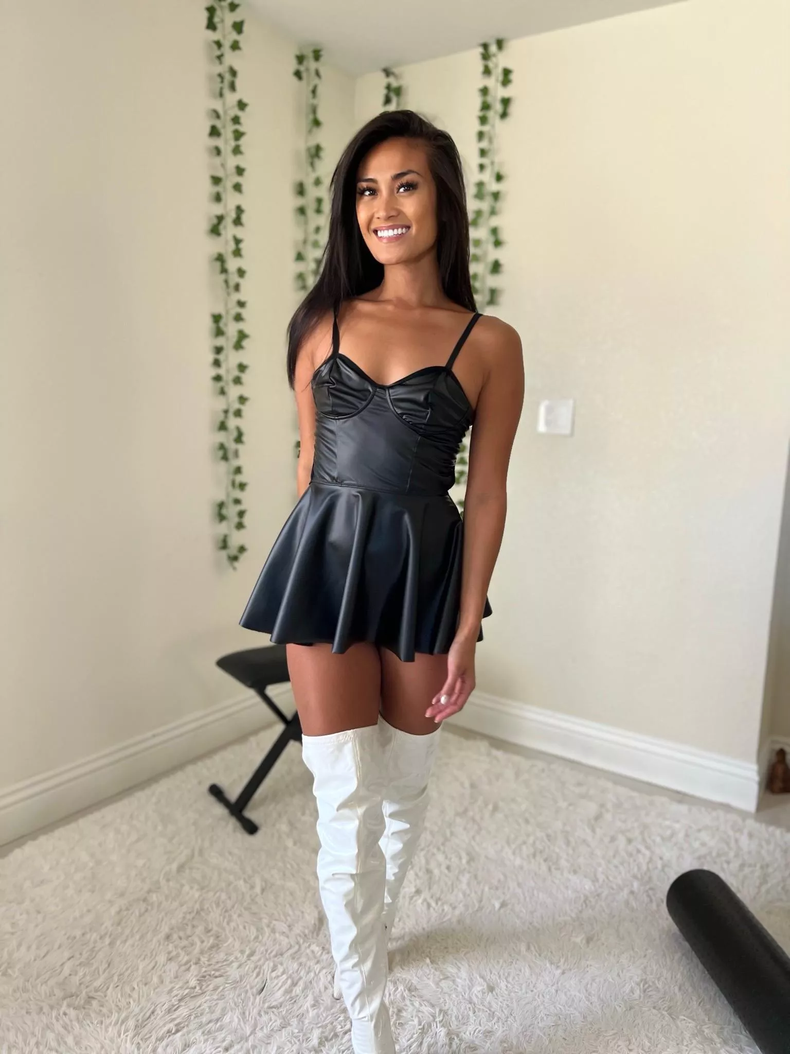 Would you breed my tiny body?