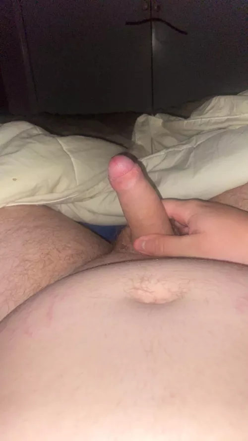 19m Who’s horny my snap is l_dooks