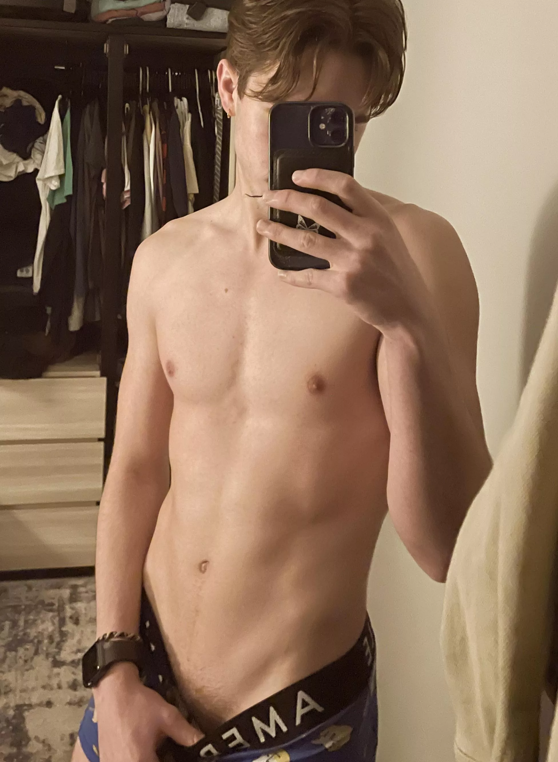 Anyone else up late and bored asf?