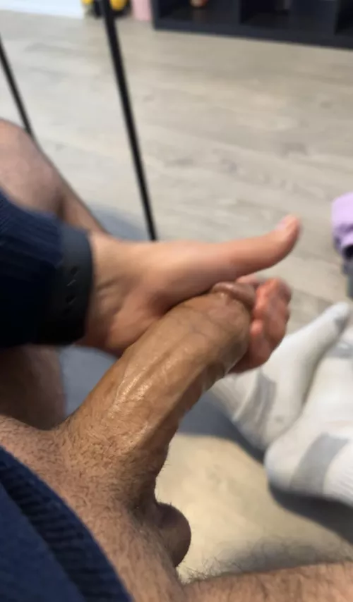 Average height with a third leg or tall with an average cock?