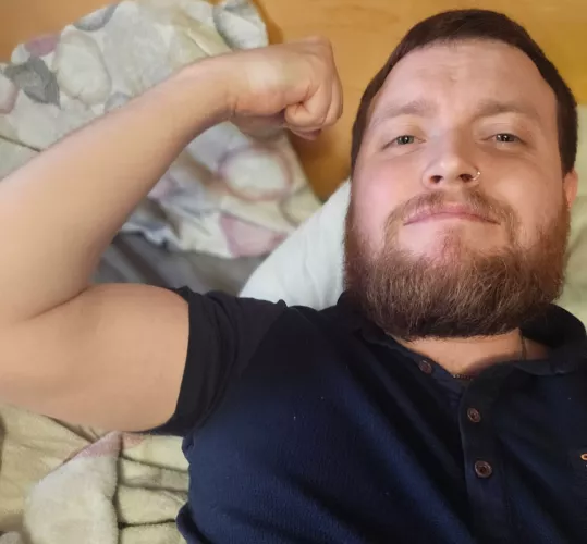 Bugger all of a bicep compared to some guys here. But still happy with the gym progress ☺️