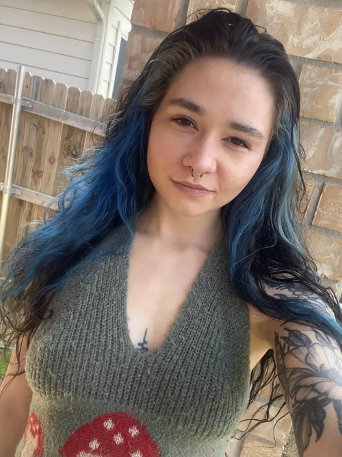 Cute Tattooed Alt Girl