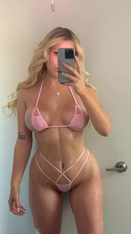 Do you like my micro-bikini? 