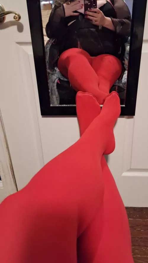 Do you like my red tights 