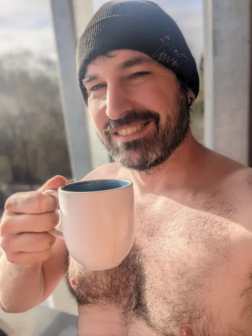 Happy Sunday! Anyone for a cup of coffee?