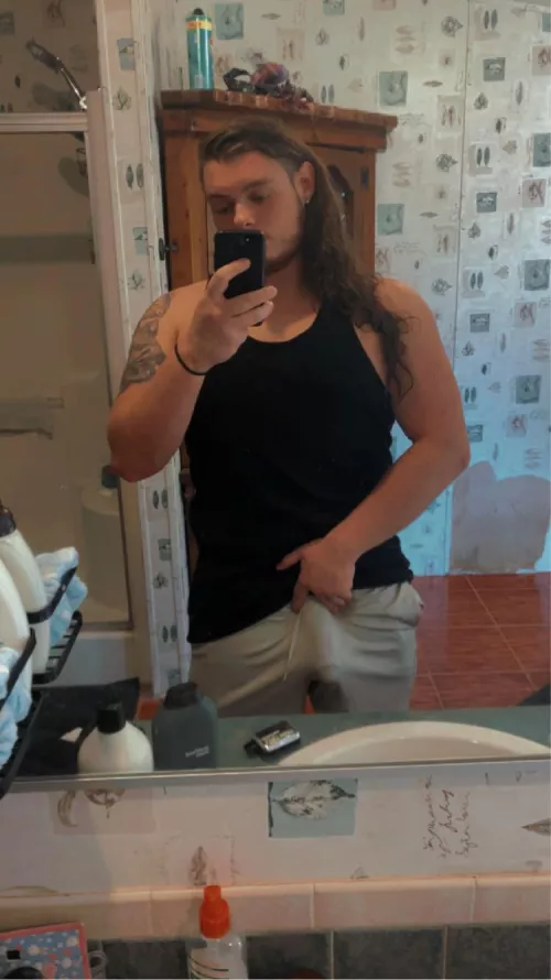 How’s my gym outfit 