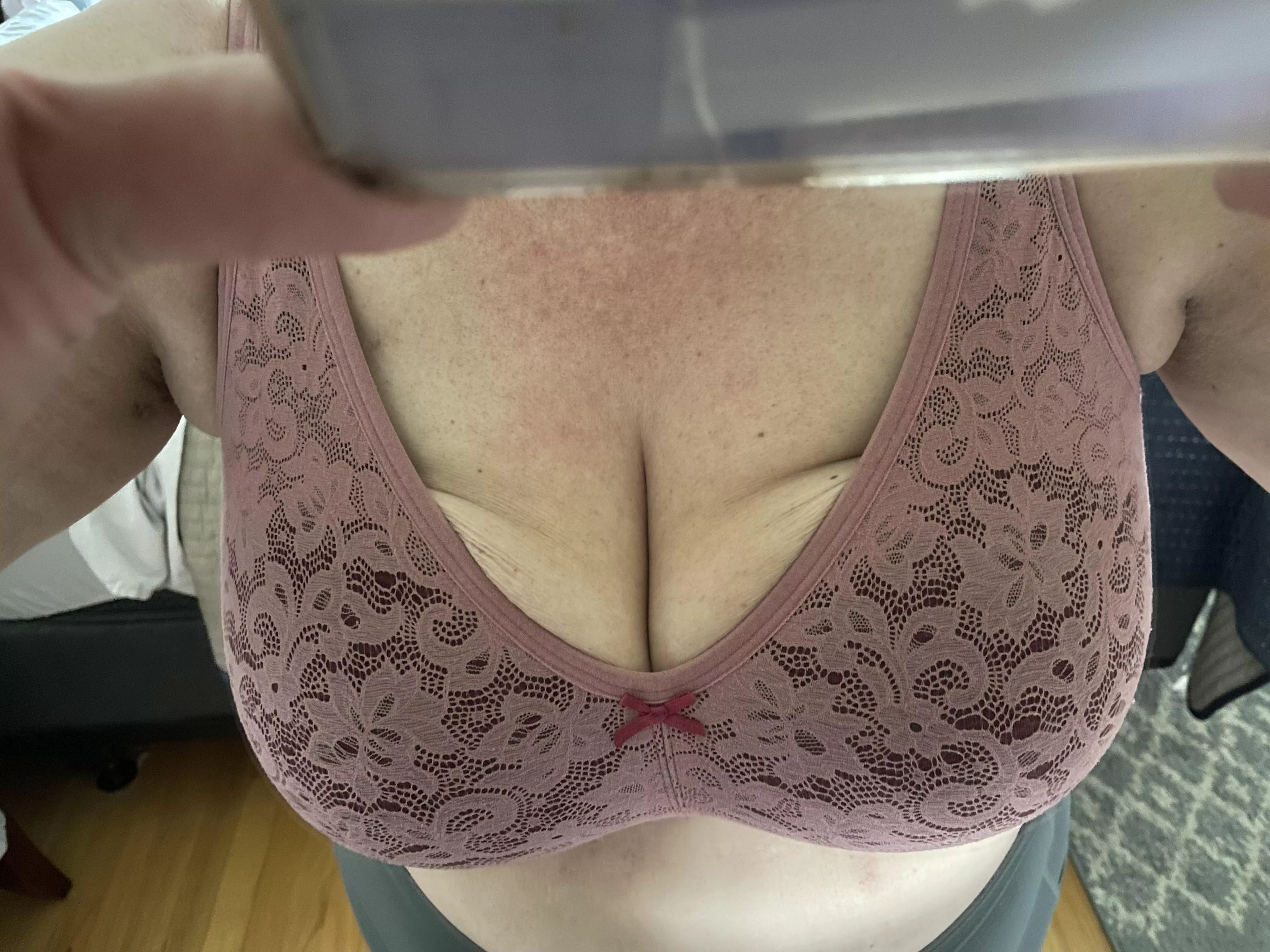 Hubby likes when I show off !!What do you like to show off ?