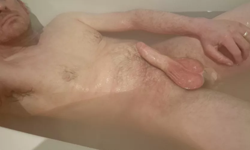 Join me in the bath (42)
