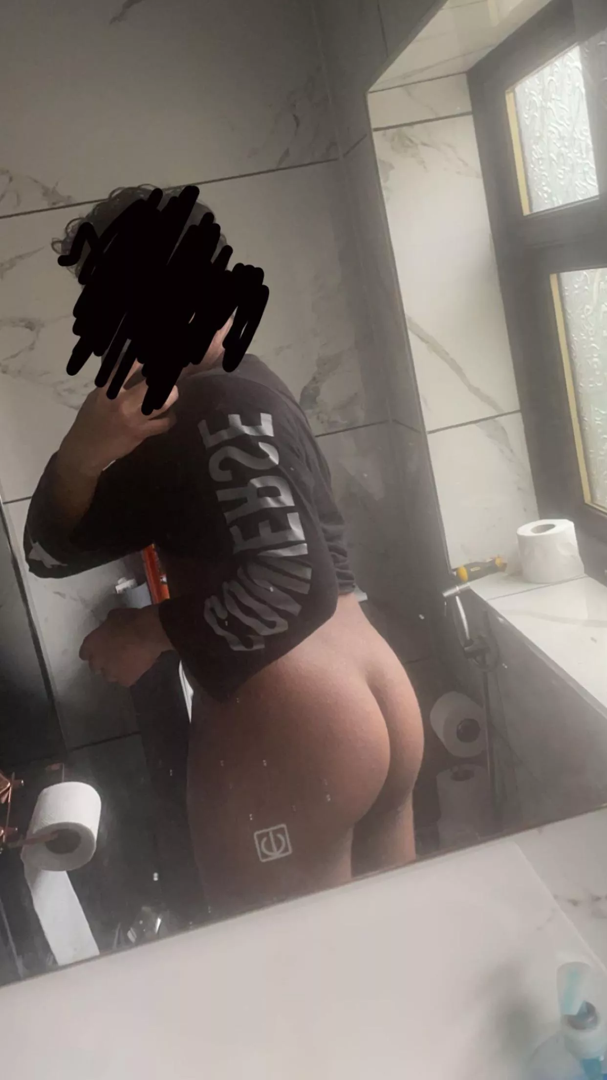 Lots of guys are saying my ass was made for anal, do you agree? 🫢 