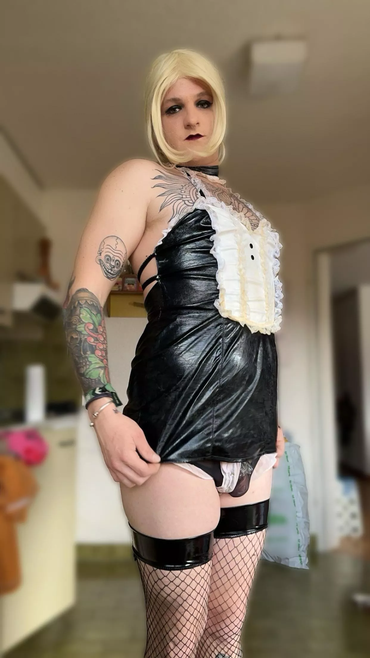 Make me your slutty maid 🥰😈