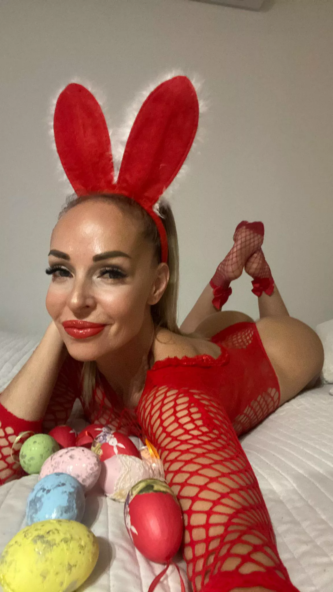 Once again in bed on <sunday waiting for a creampie