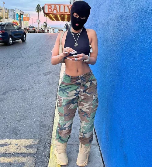 Rubi rose is the type to rob my white ass and have me cumming to her later 