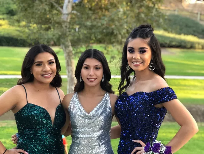 Sorority Formal Girls [3]