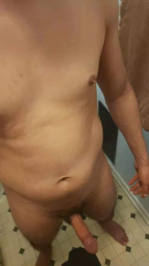 Stay in with me tonight 