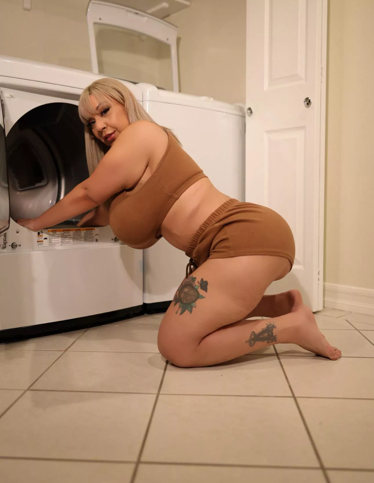 Sunday chores . Can I help you clean up? 