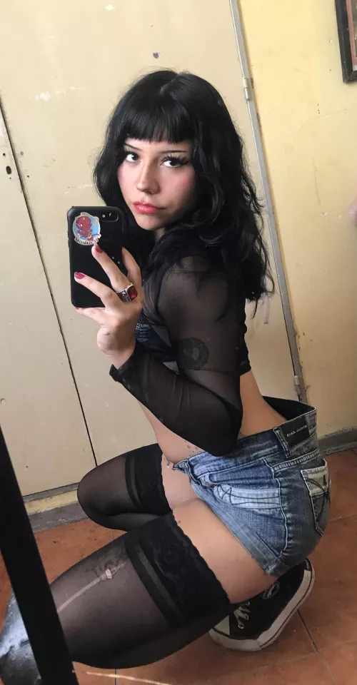 they say black tights are the sexiest.. what do u think?