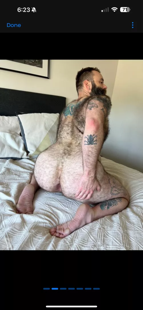 Very hairy dad [43] holding it open for ya 