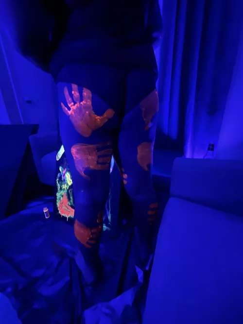 Went to a glow and bang party had all the white men leave a handprint 🙈