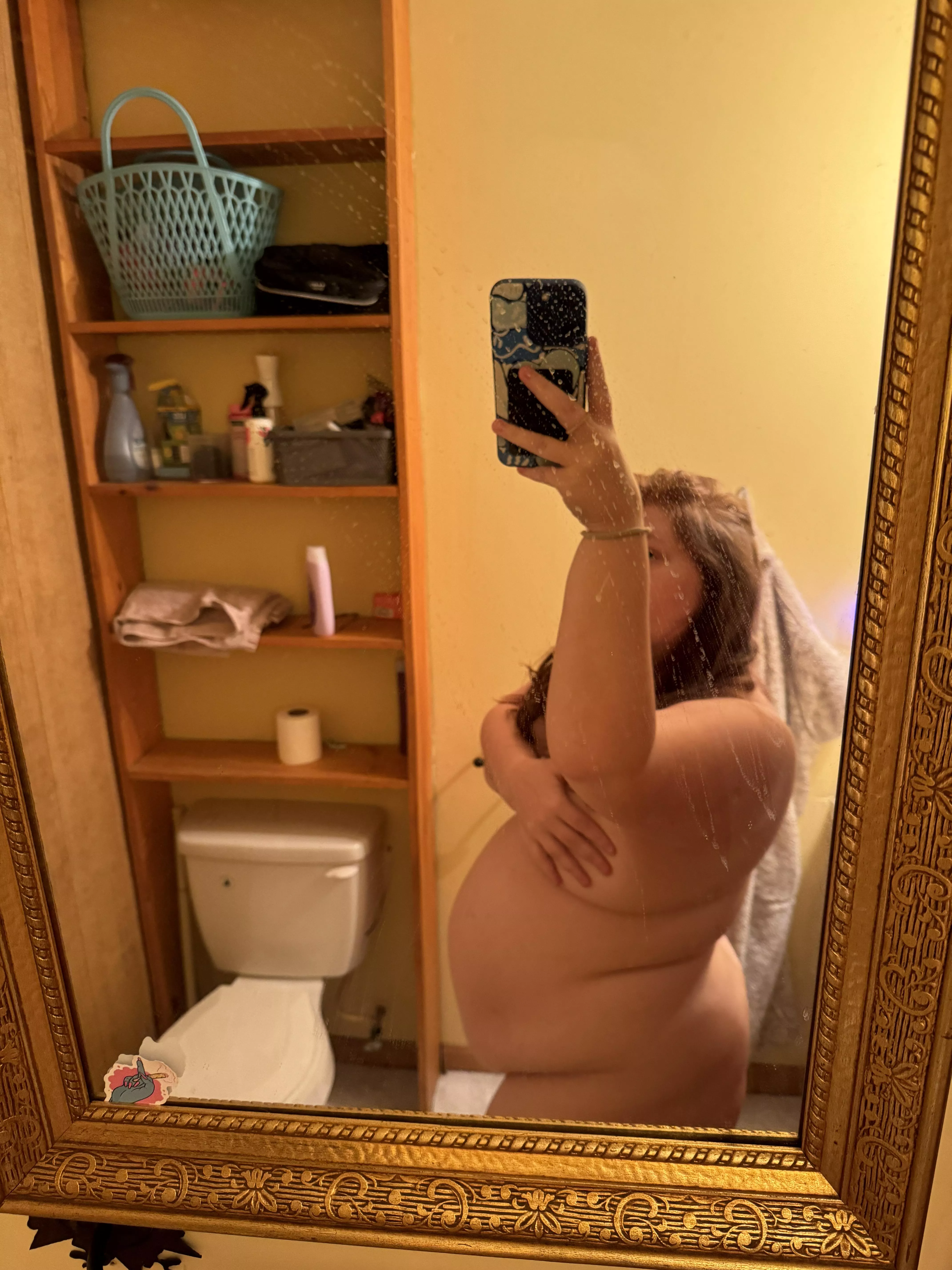 Who wants sum pregnant puss😍