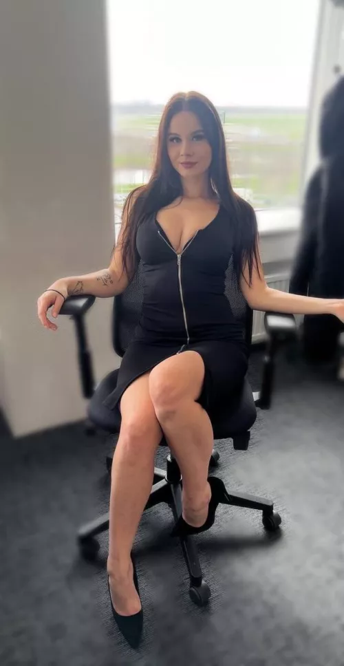 You can imagine if i wear panties underneath or not