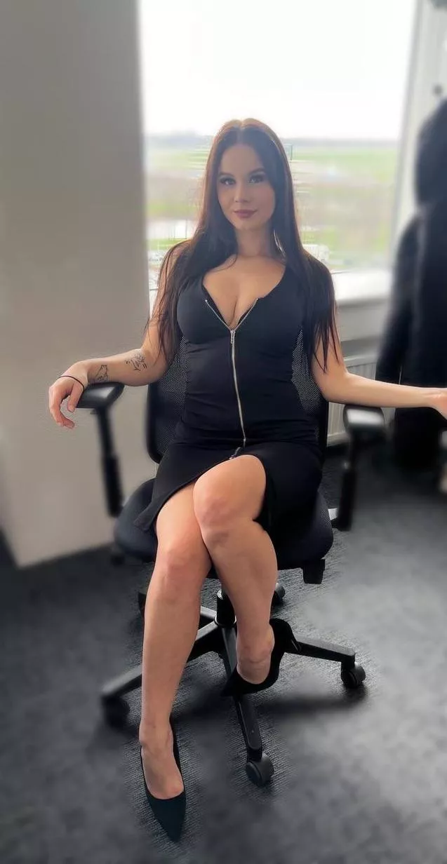 You can imagine if i wear panties underneath or not