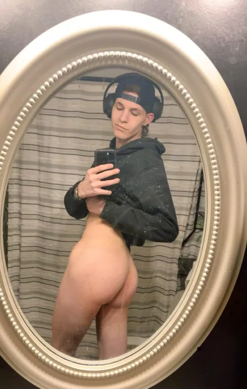 19, Am I breedable? 🤤