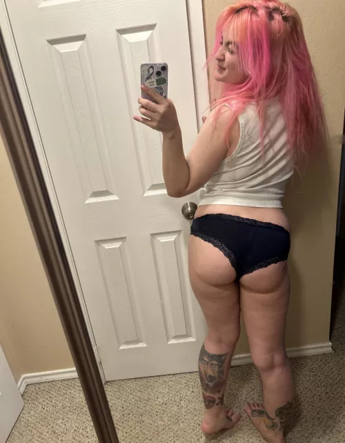 @420gothbabe 🤠👍