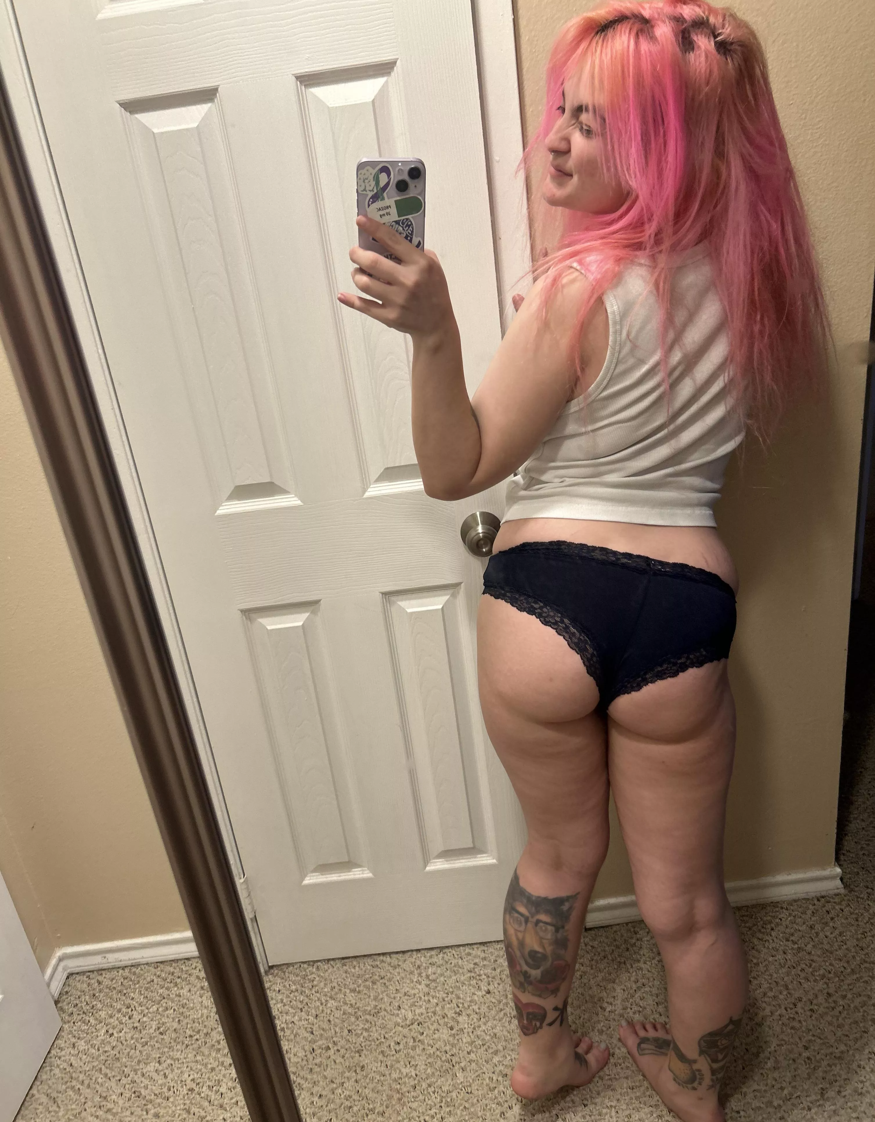 @420gothbabe 🤠👍