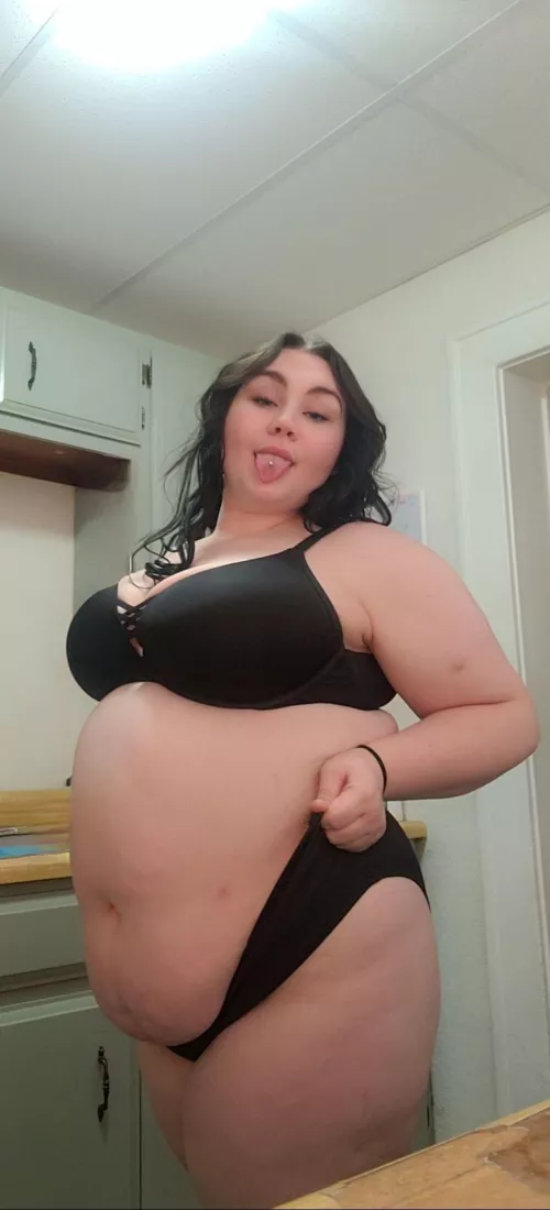 About to eat enough spaghetti to feed a family 🫠😩