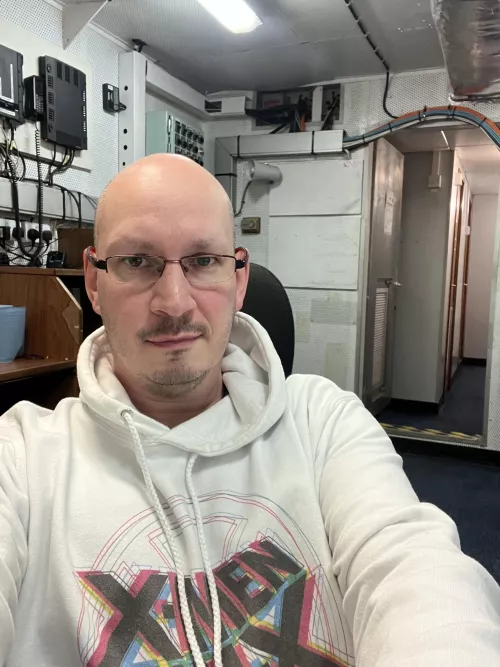 After 17 years of working on the deck of a boat I finally had enough and now I sit in the office…on the boat