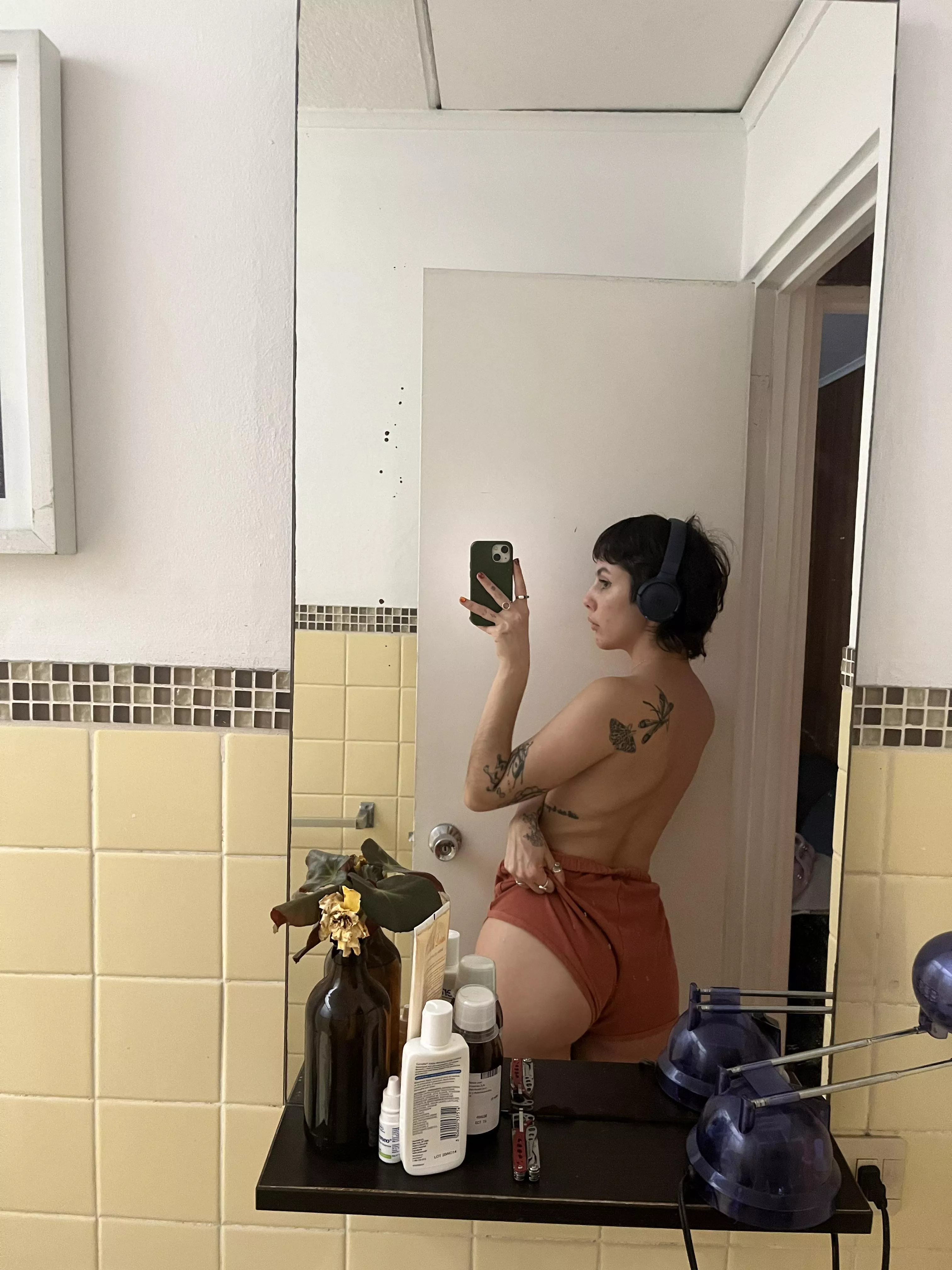 boi booty that really needs some spanking 