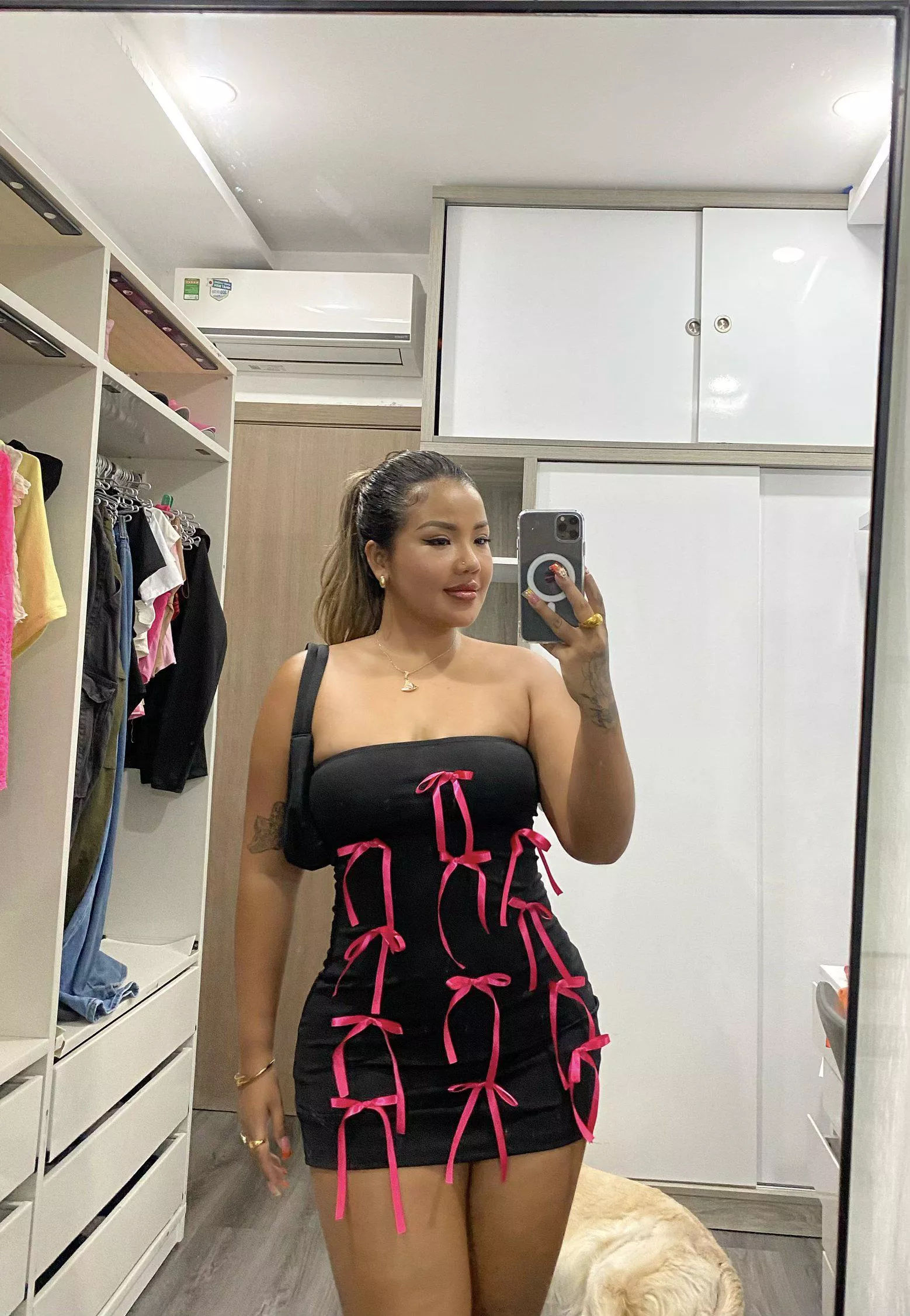 Classy chubby Asian.