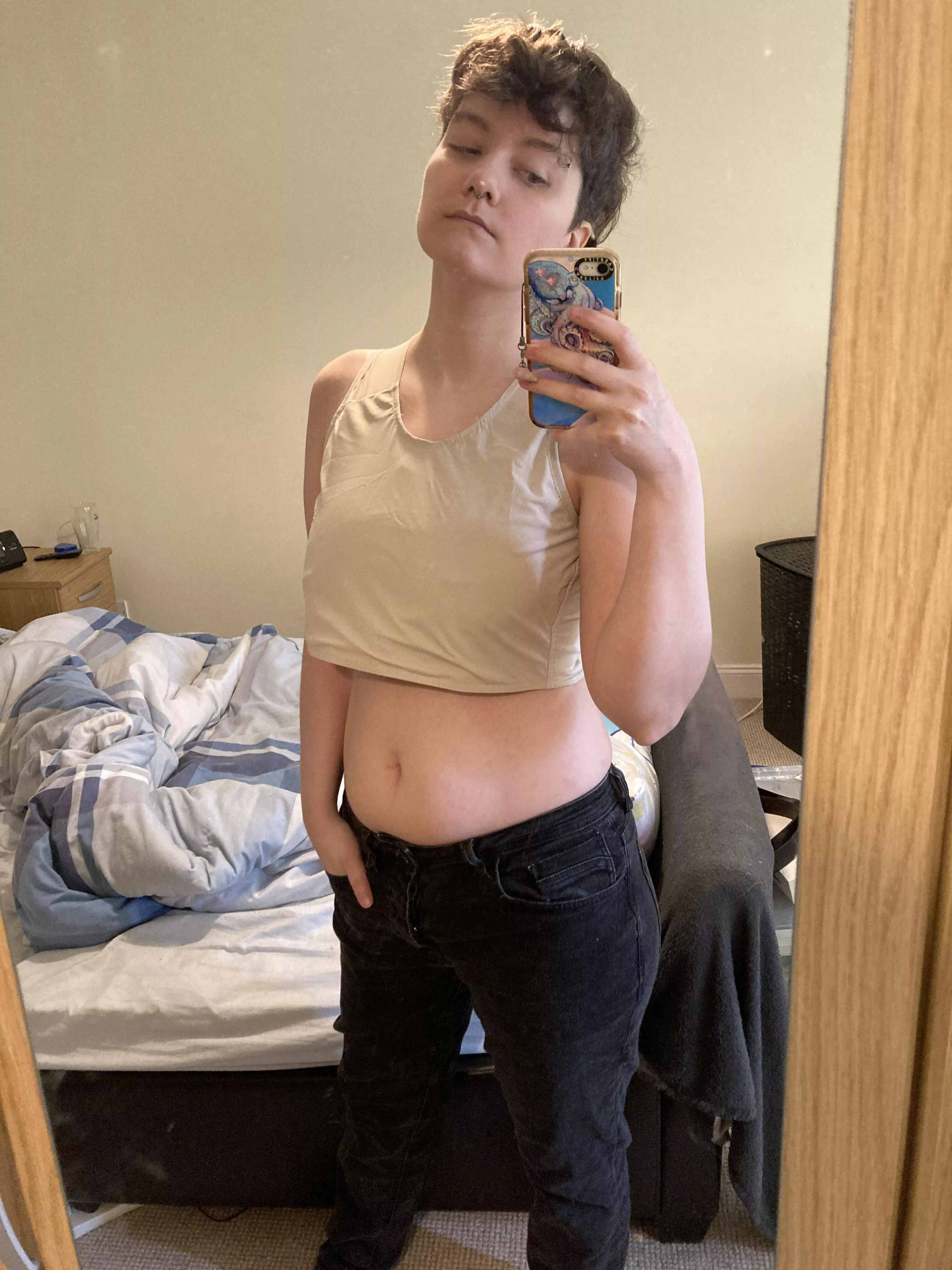 Desperately need a new binder cuz this one is struuggglinngg with my F cups 