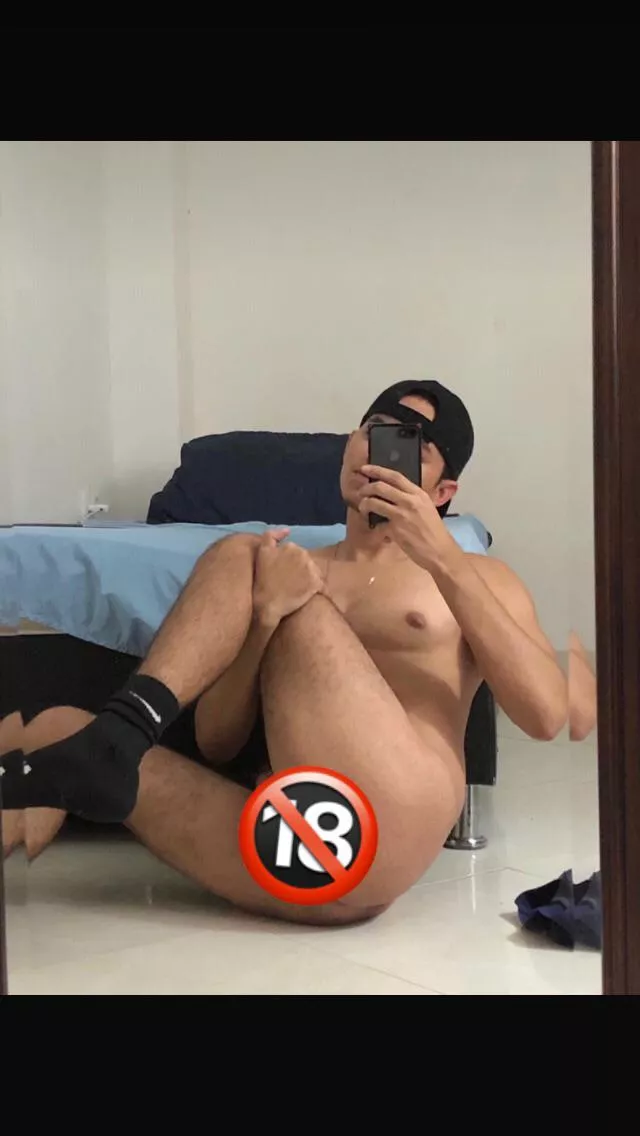 Do you want to see what's there? 😏😈