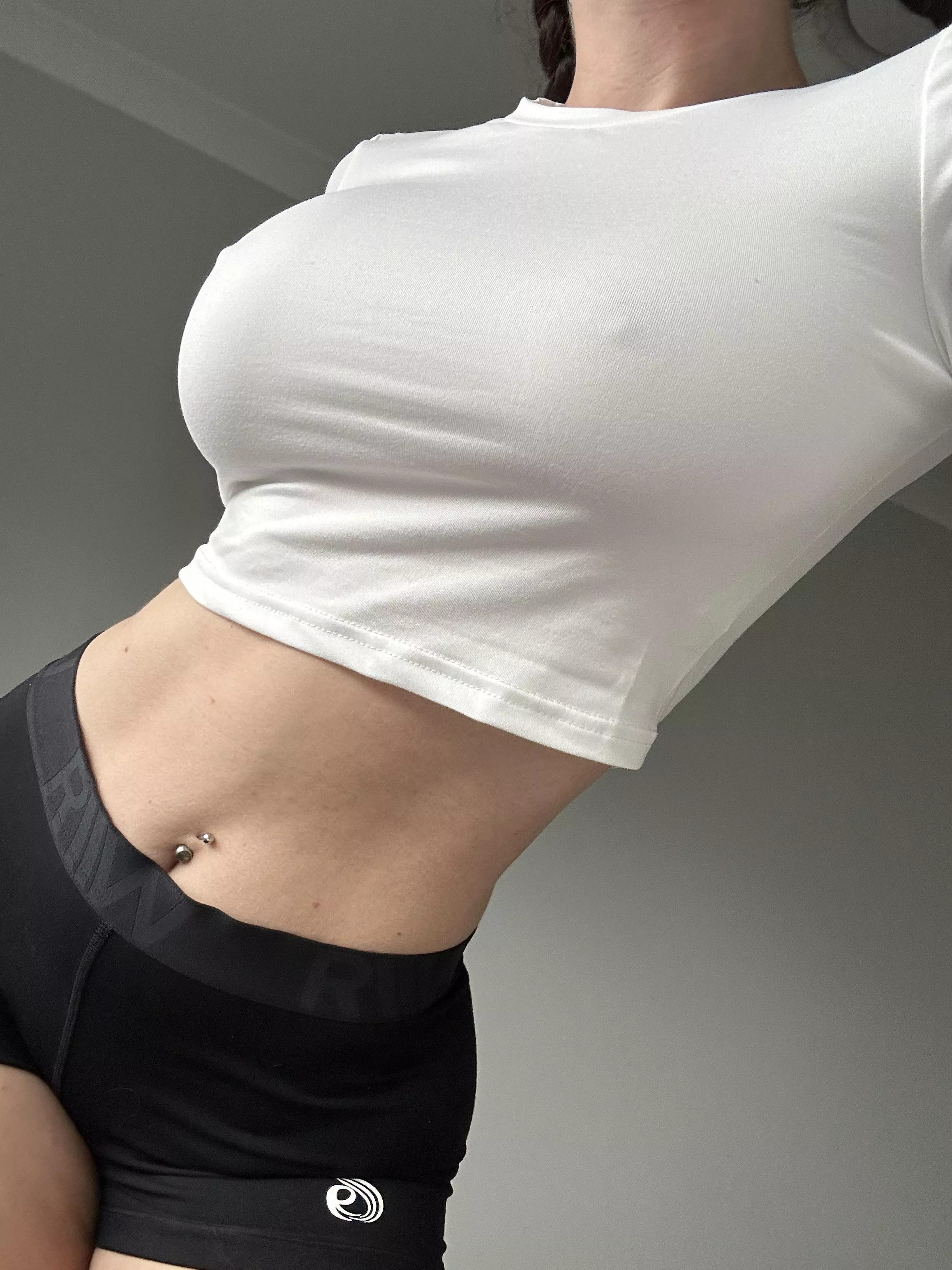 Follow me @annaannas_91