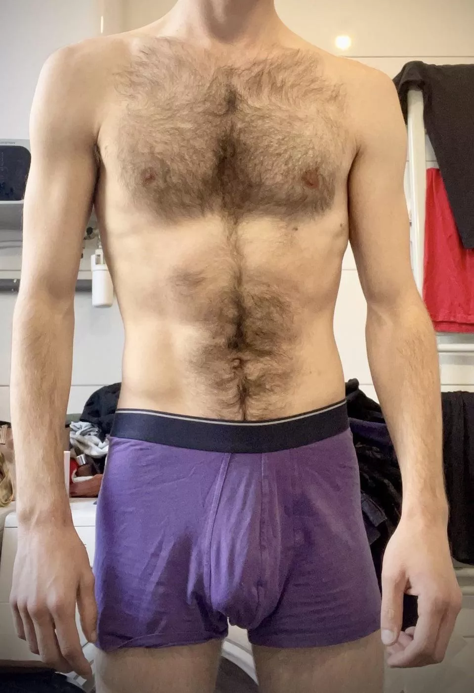 Hairy chest with bulge… good for sexy pic isn’t it?