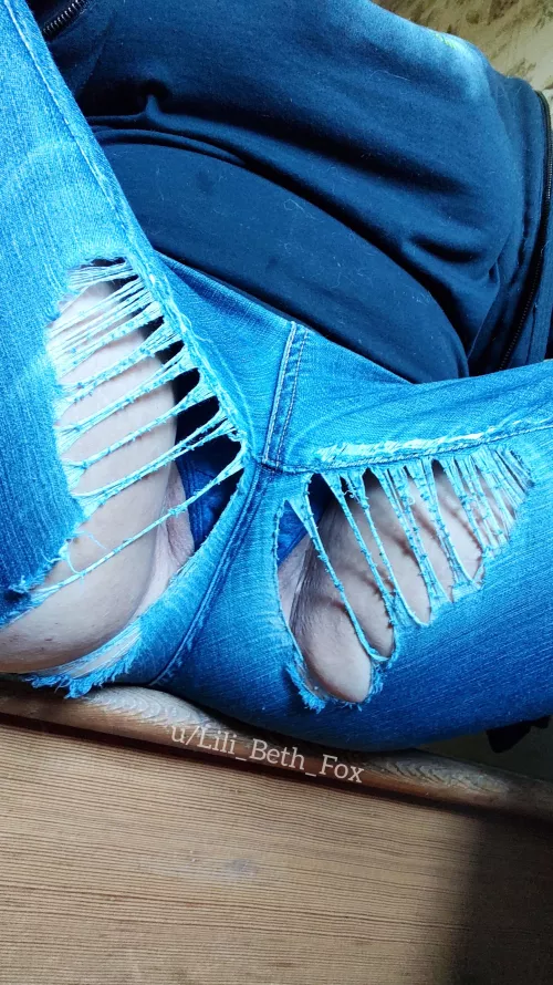 I don't know how much longer they can hold it together... 