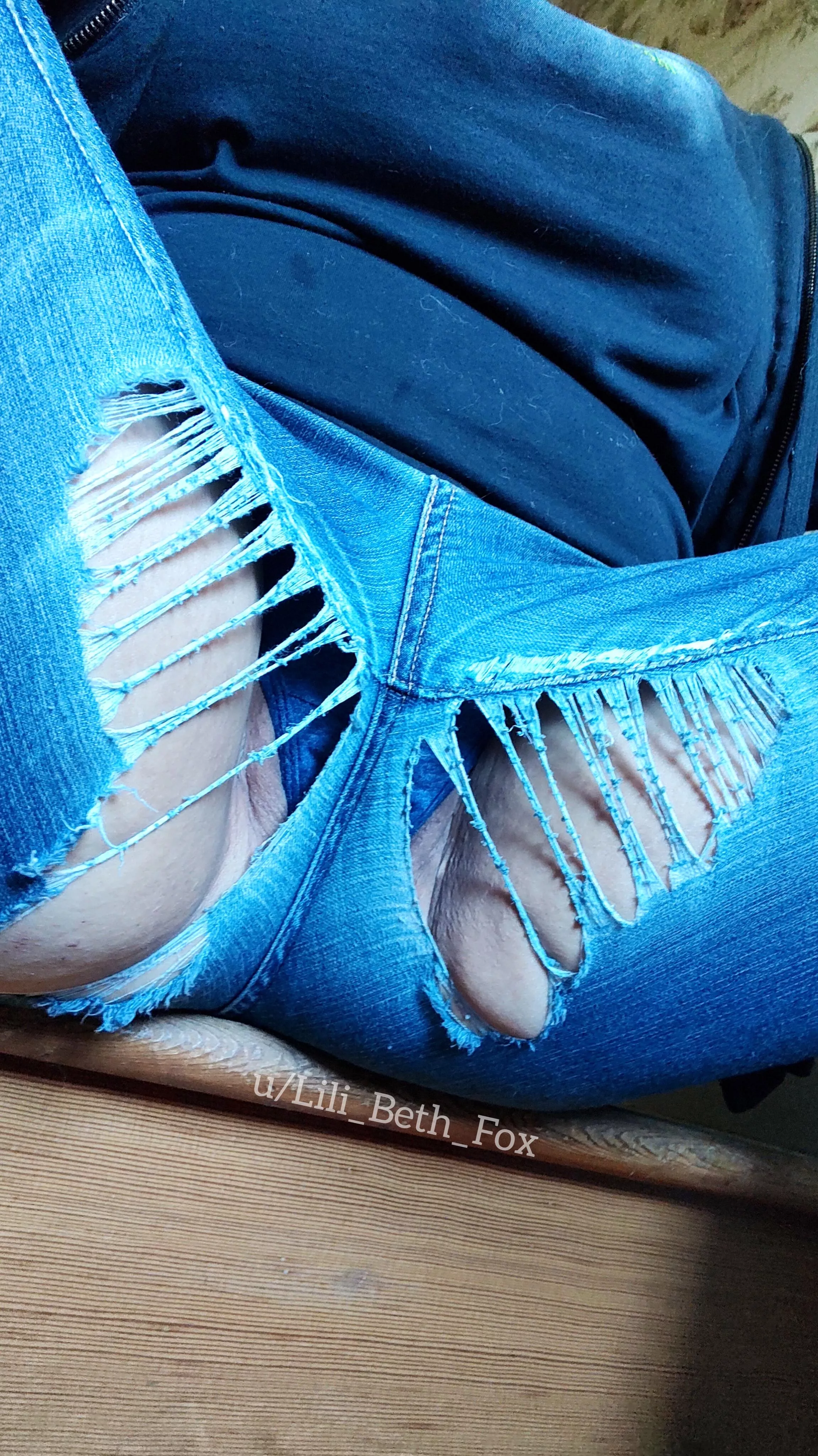 I don't know how much longer they can hold it together... 