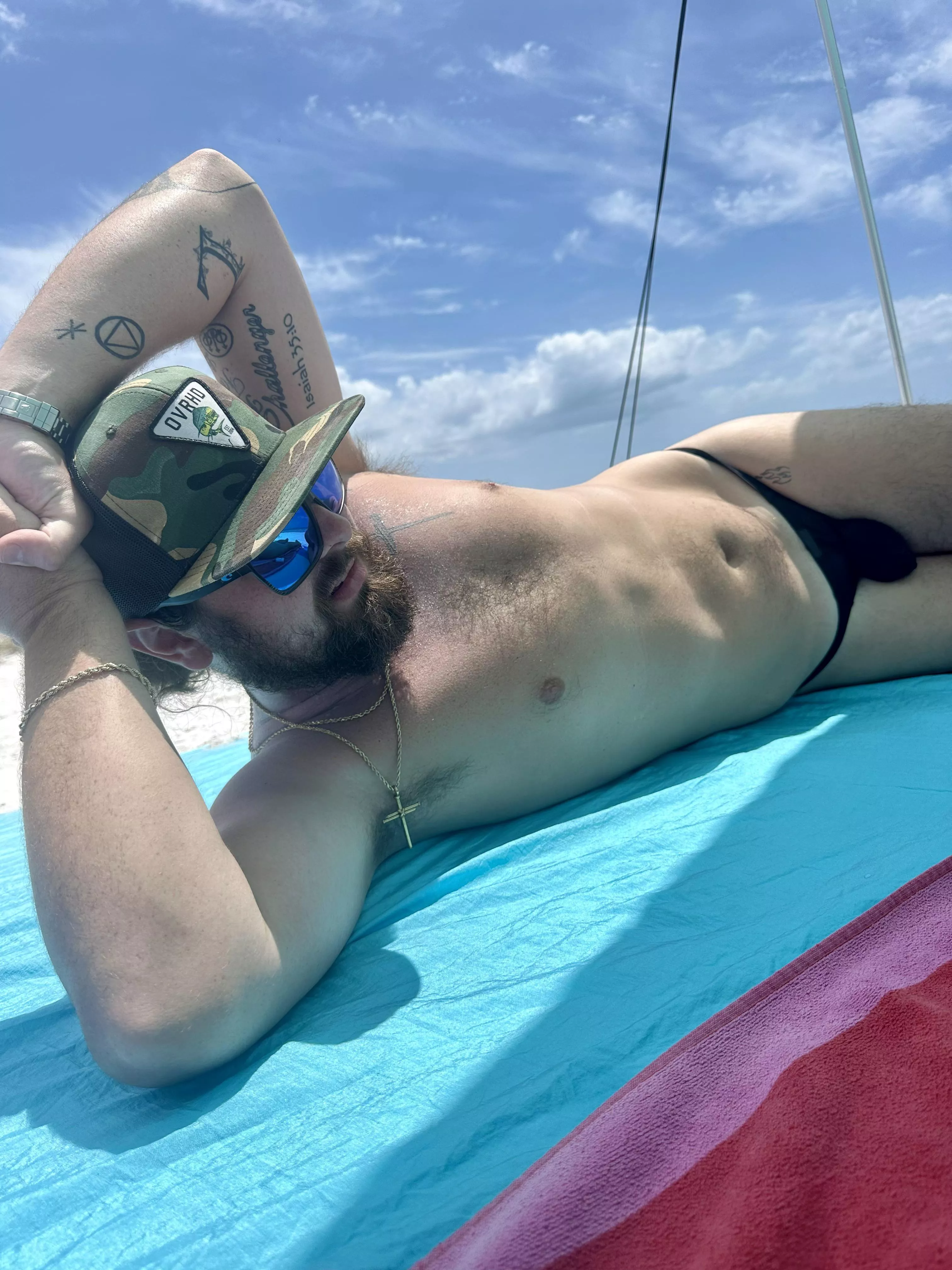 it was a nice day for the beach, an excellent day for a thong 😏 {m26}