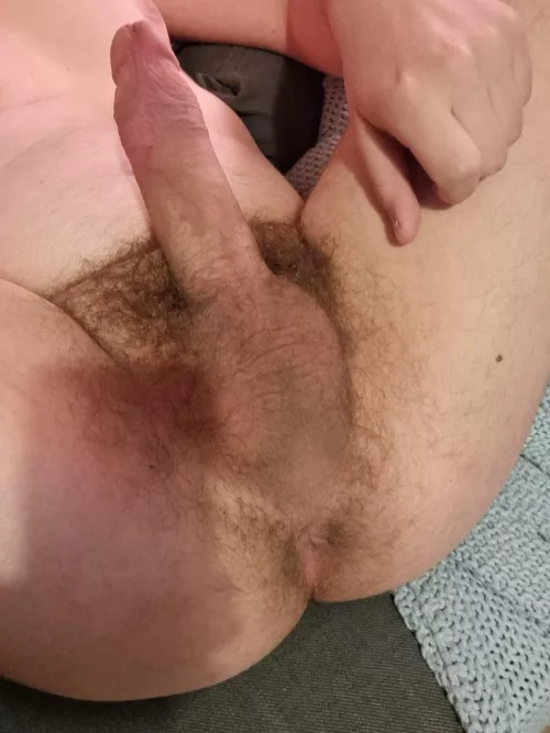 just a horny 18 year old, hope you like the view