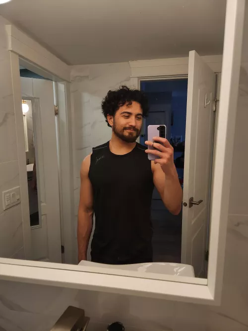 Just finished some cardio 🥵 enjoy my Fijian fro 🦱