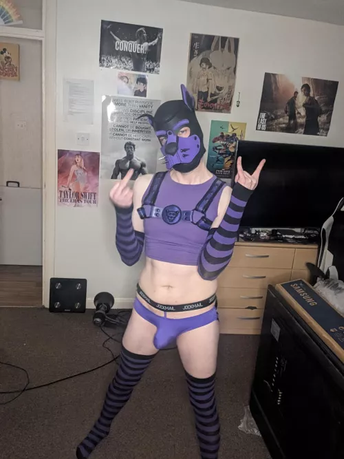 Kemriss likes a bit of fem now and then