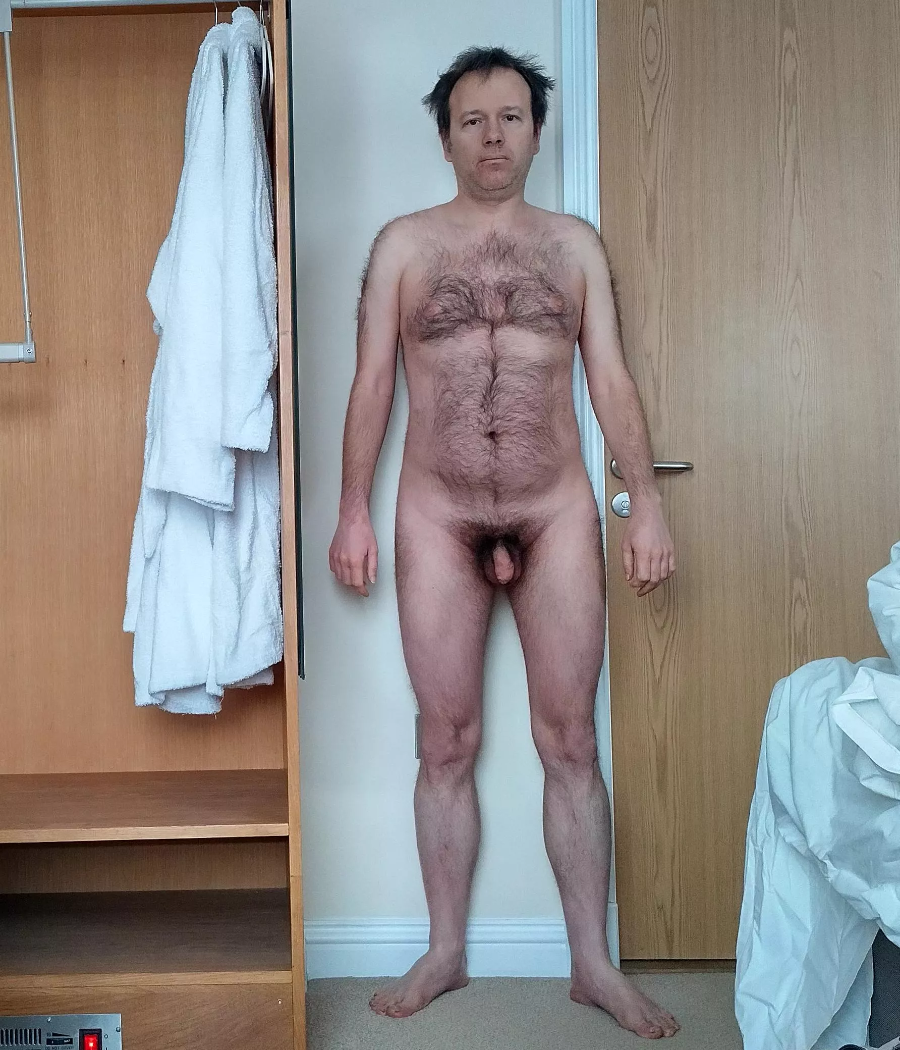 [M] 47, 173 cm, 74 kg