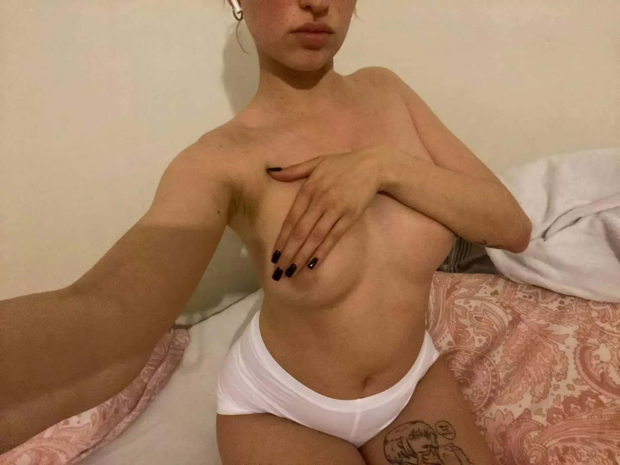 my lovers love my customs and my strips and btw if you want you can text me on my FREE OF