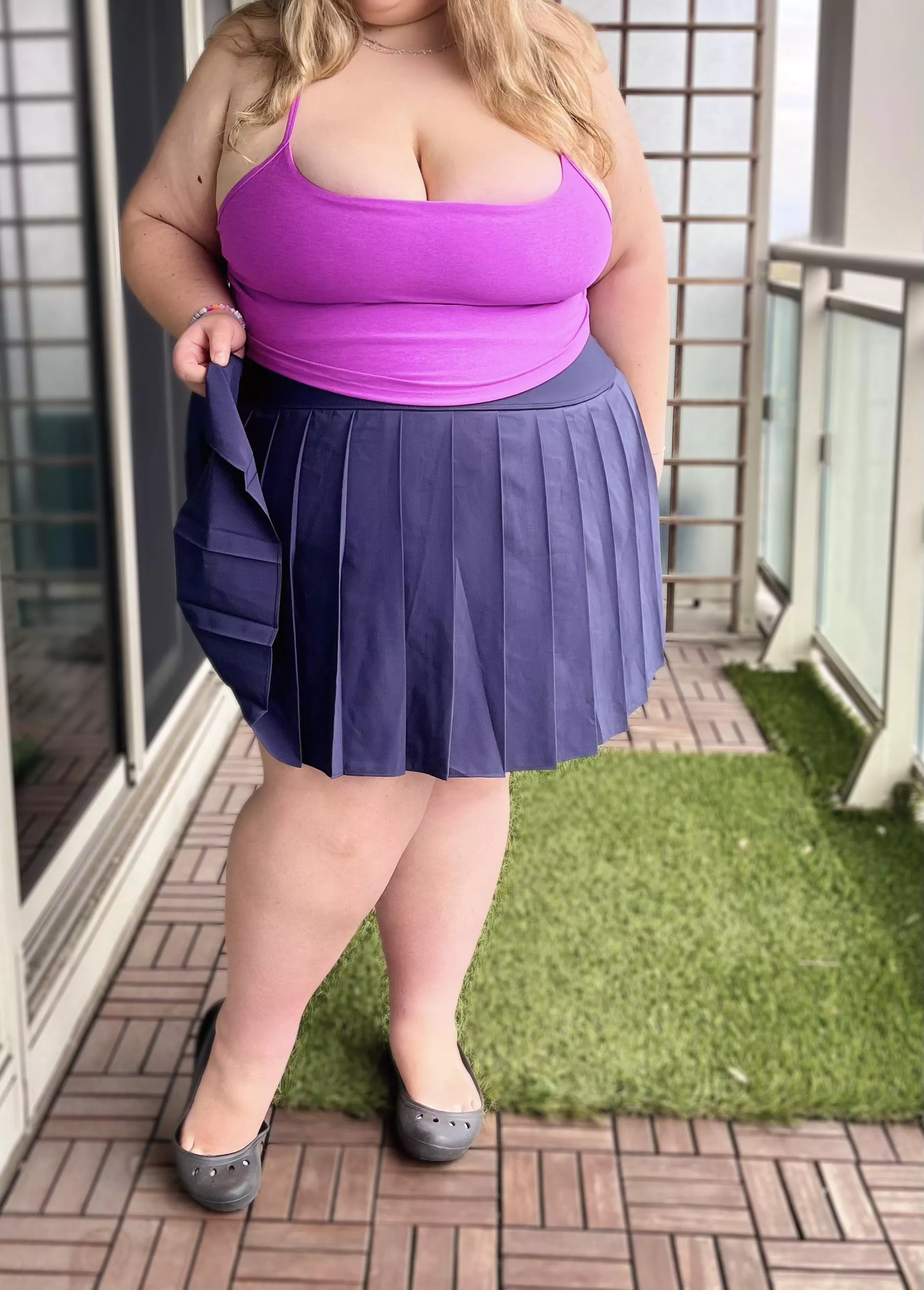 not sure if i should take it off 😜