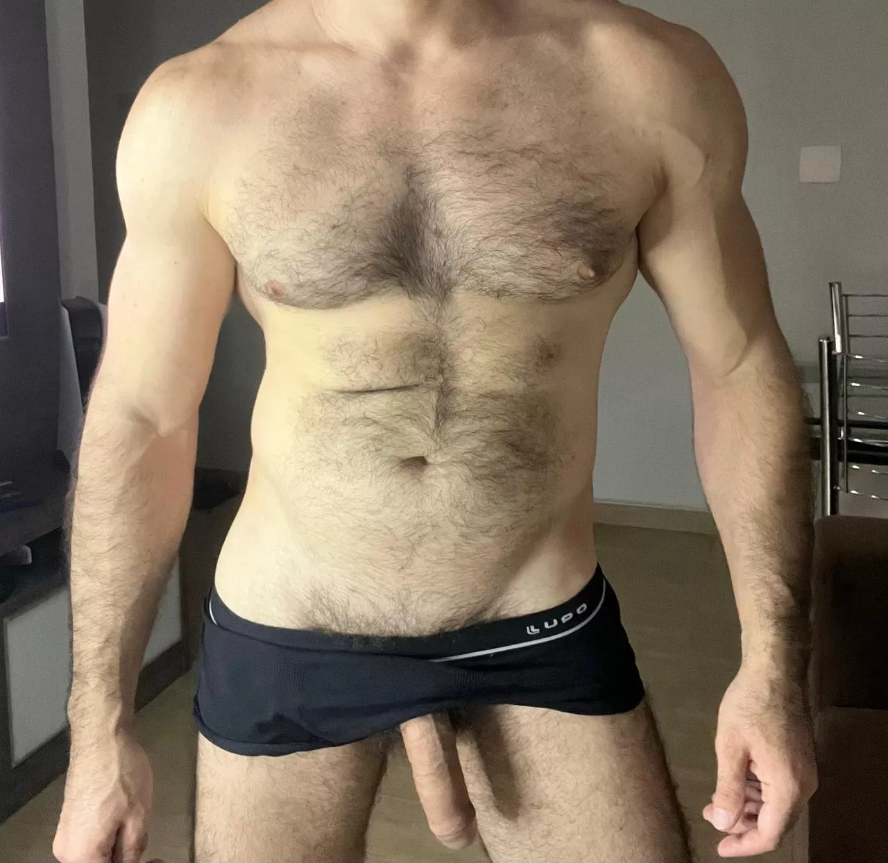 Now this is a man. Woof.